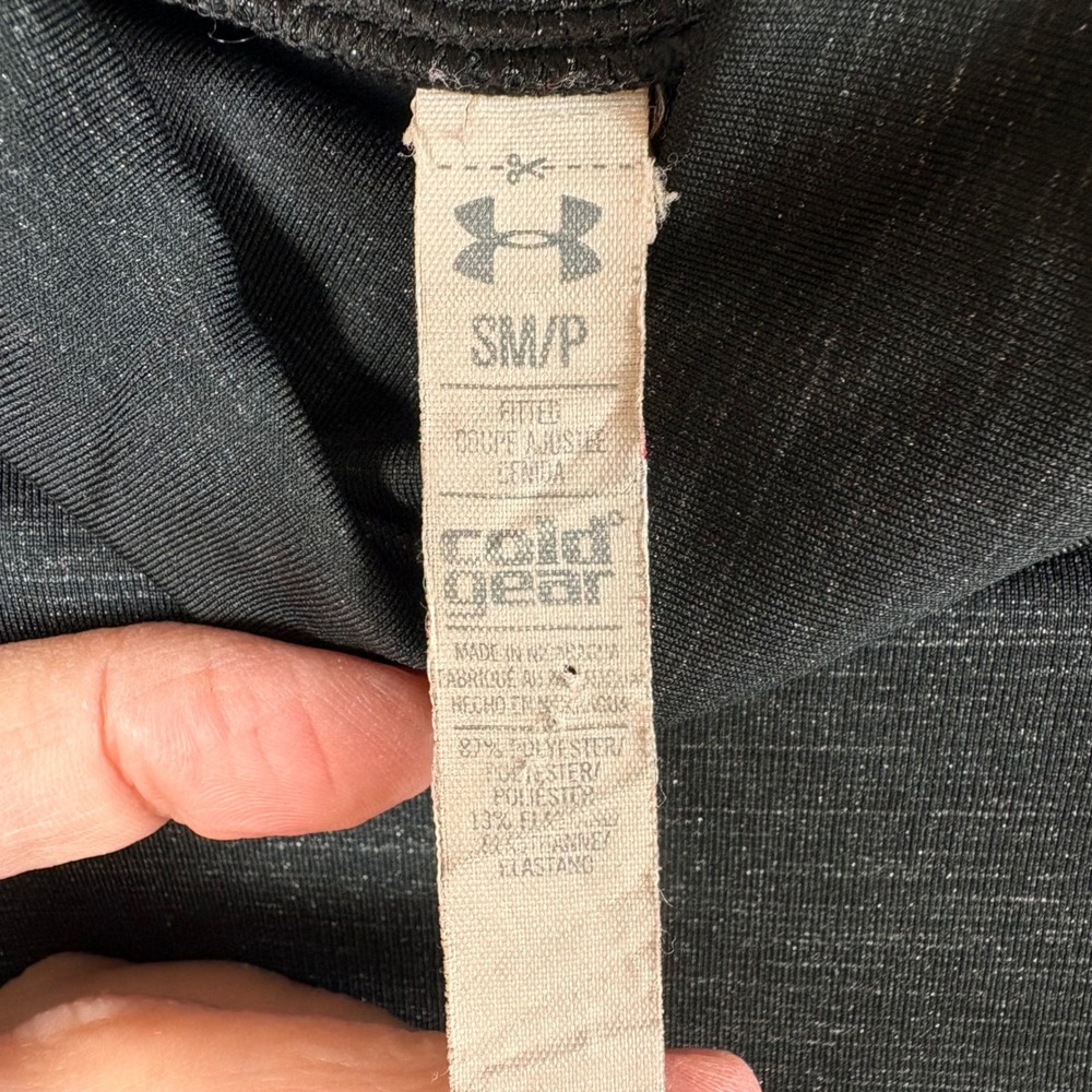 Under Armour ColdGear Top Women's S‎ Black Turtleneck Pullover Base Layer - Picture 3 of 8